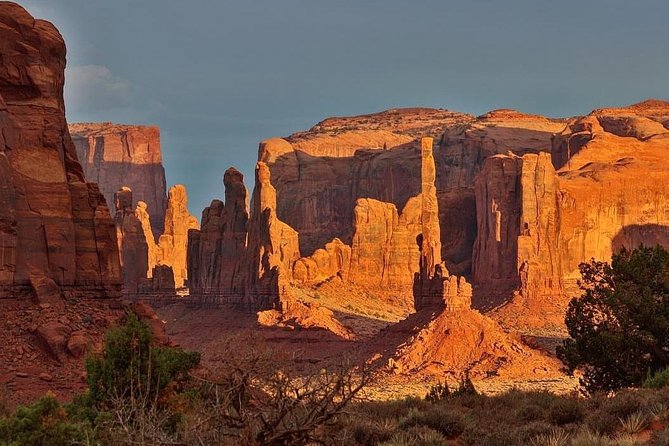 Monument Valley Group Tour - 3 Hours - Navajo Spirit Tours - Navajo music, stories, and a possible Hogan visit