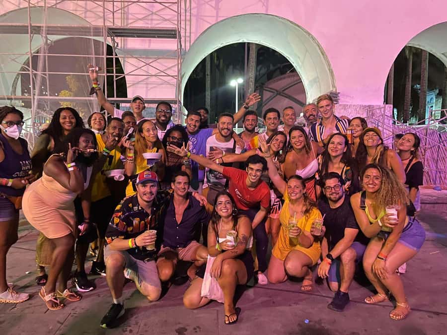 More than a Pub Crawl: An Authentic Night Experience in Rio - Live samba, forró, and the changing music program