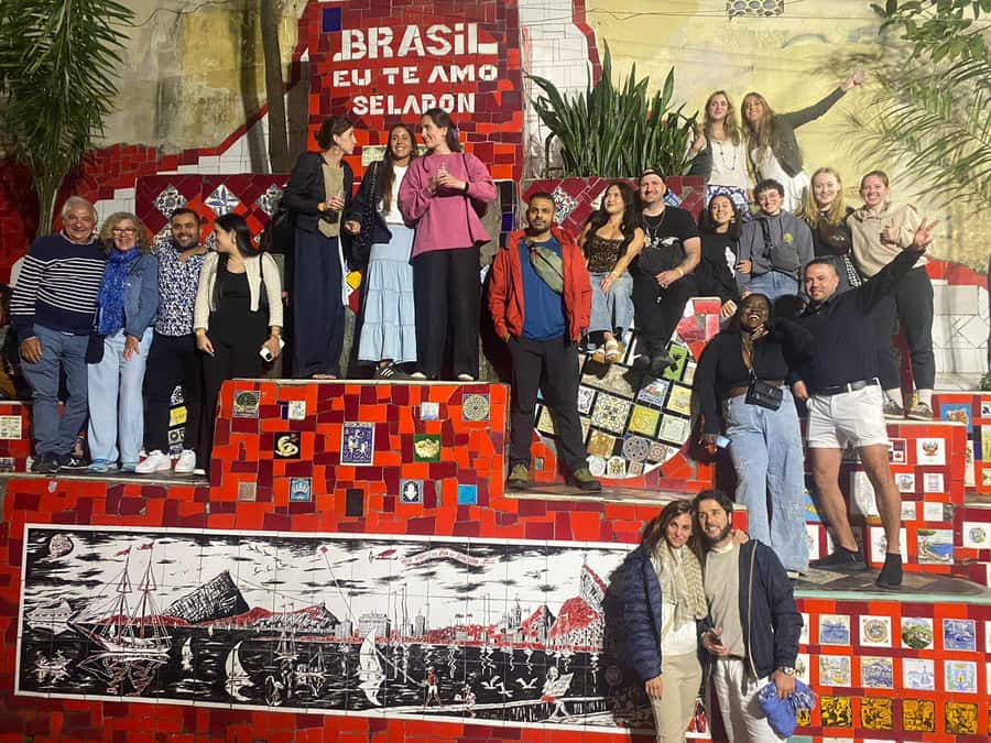 More than a Pub Crawl: An Authentic Night Experience in Rio - Moving between venues without doing it alone
