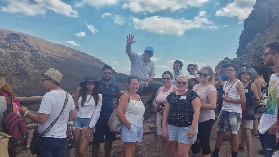 Mount Vesuvius 4-Hour Volcano Tour with Wine Tasting - The timing, pickups, and port warning
