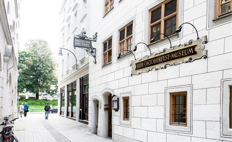 Munich: Guided Food Walking Tour with Beer Tasting - The warm finish at Café Frischhut