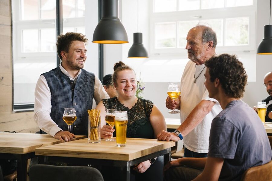 Munich: Hands-On Brewery Tour & Tasting of 4 Organic Beers - Who will enjoy Haderner Bräu most?
