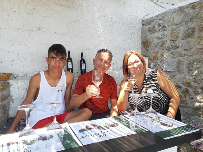 Mykonos: Wine Tasting at a Mykonian Farm - Why a farm makes this Mykonos wine tasting different
