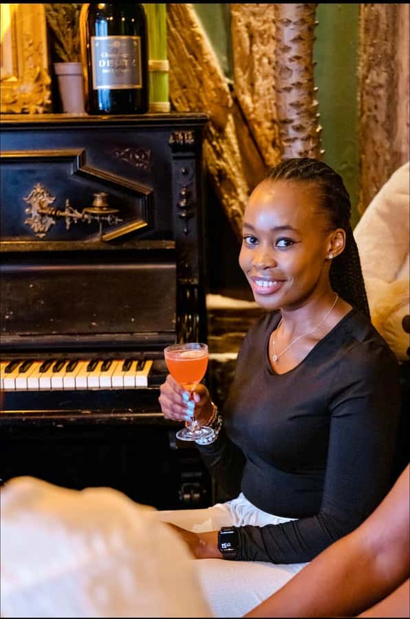 Nairobi bar crawl:Drink and Mingle - Solo visitors, couples, and mixed groups