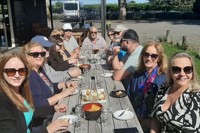 Napier: Afternoon Wine Tasting + visit Silky Oaks Chocolates - Silky Oaks Chocolates changes the rhythm