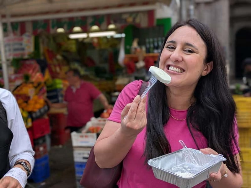 Naples: Street Art, Wine and Food Tasting Walking Tour - Who should book this Naples walk?