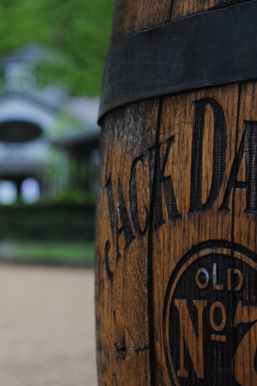 Nashville: Jack Daniel Distillery Day Trip with Tastings - Key points to know before booking