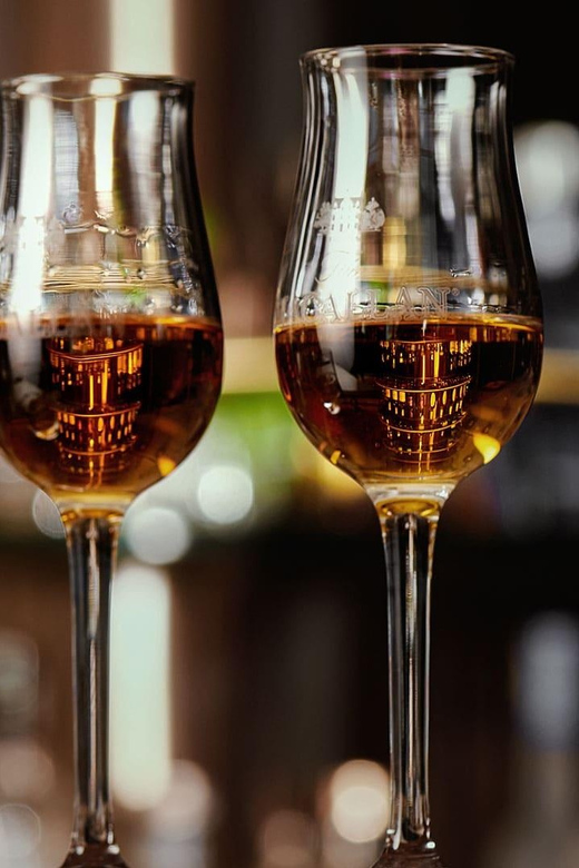 Nashville's Speakeasy Secrets: True Crime Tasting Pub Crawl - The second stop may be a private hotel room