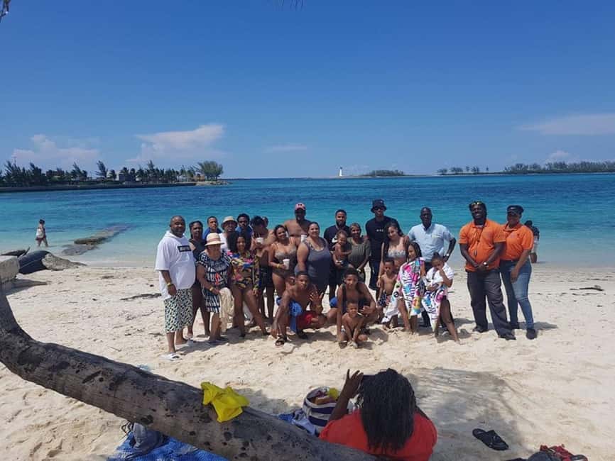 Nassau: Island Highlights Tour with Rum Tasting - Who will enjoy this Nassau tour most?