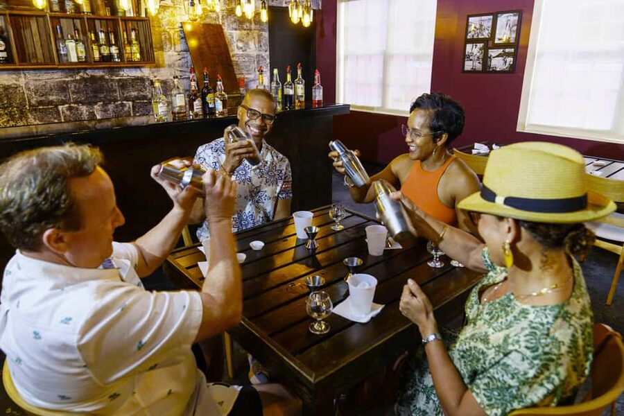 Nassau: Rum Tastings and Culinary Walking Tour - Who should book, and who should skip it