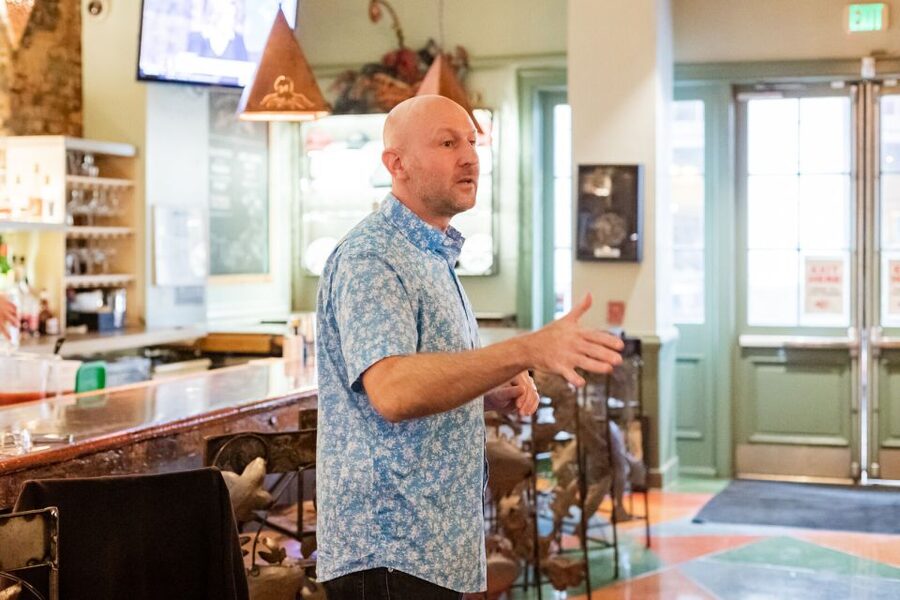 New Orleans: Combo Cocktail and Food History Tour - Food portions, cocktails, and the real value of $160