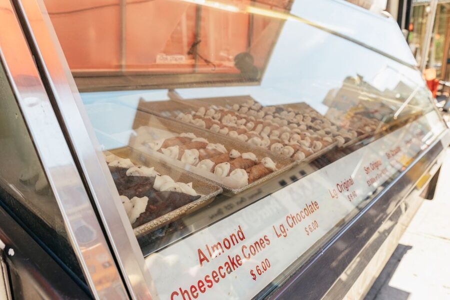 New York City: Little Italy Italian Food Tasting Tour - Ferrara Bakery, pastries, and the question of value