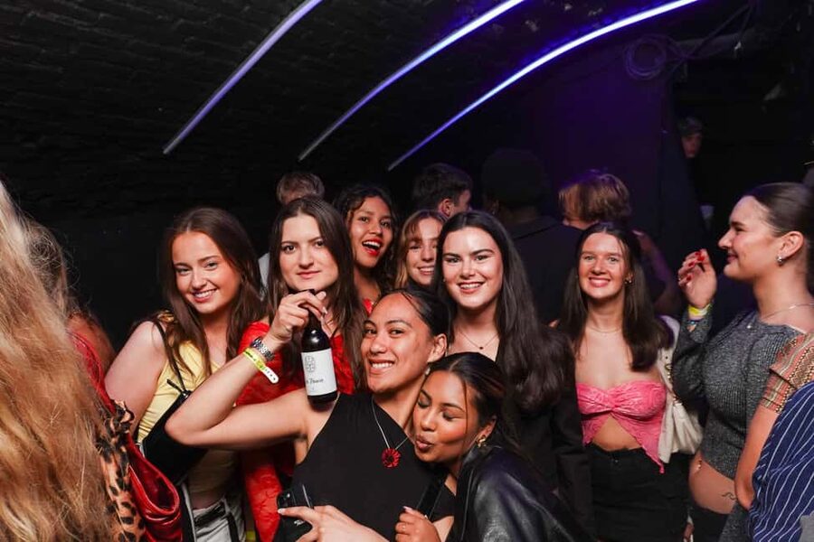 Nice: Orange Bar Crawl with 5 Free Shots & VIP Club Entry - Who will enjoy this most?