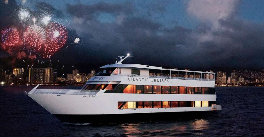 Oahu: Friday Night Fireworks Cocktail Cruise - The Majestic’s three-level layout