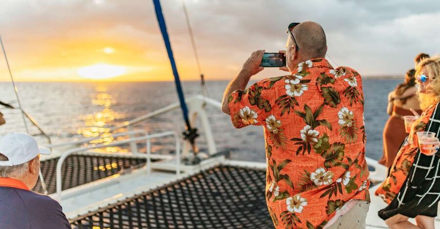 Oahu: Waikiki Sunset Catamaran Cocktail Cruise - What this Waikiki sunset cruise is really like