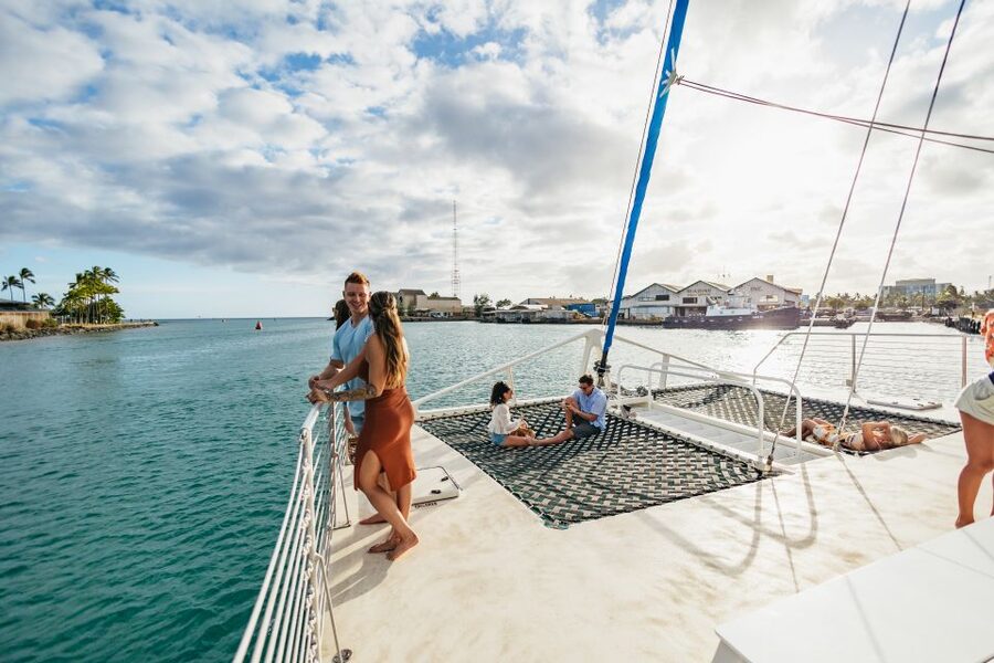Oahu: Waikiki Sunset Catamaran Cocktail Cruise - Practical advice for a smoother evening