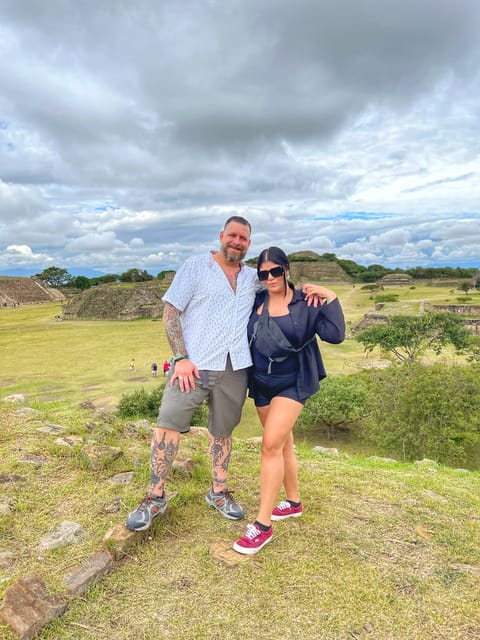 Oaxaca: Monte Albán, Hierve el agua, Mezcal and Teotitlán - Why the private vehicle changes the day
