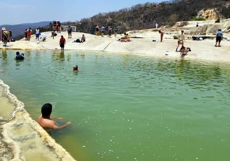Oaxaca: Tule, Mitla & Hierve el Agua, & Mezcal Tour - Guide quality can shape the day