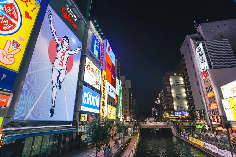Osaka: Bar-Hopping Night Tour in Namba - Dotonbori after dark and the Glico Sign