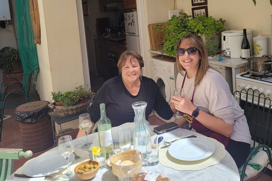 Palermo: 2-Hour Sicilian Cheese and Wine Tasting Tour - Price, group feel, and practical value