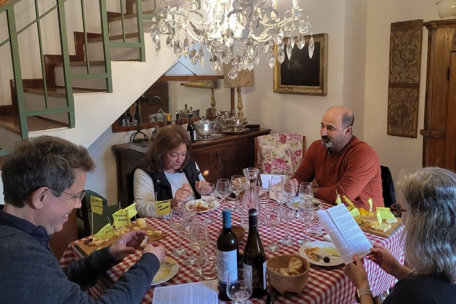 Palermo: 2-Hour Sicilian Cheese and Wine Tasting Tour - Should you book it?