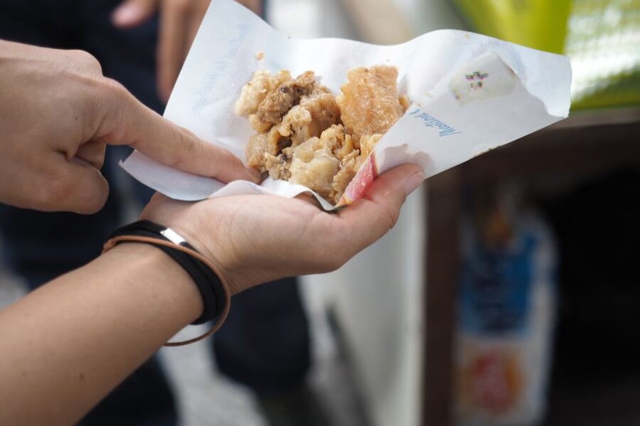 Palermo: Street Food and Local Market Tasting Tour - Dessert closes the walk on a lighter note