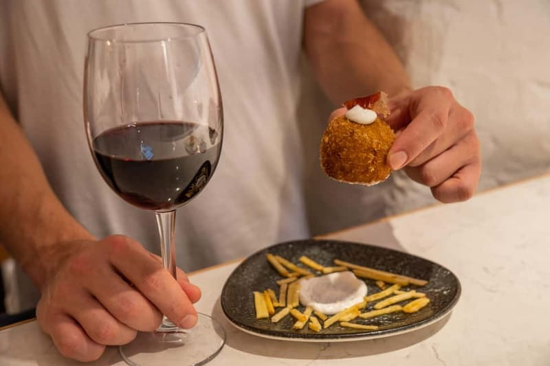 Palma de Mallorca: Gourmet Tapas and Wine Tour - Bocalto and the walk toward Plaça de Weyler