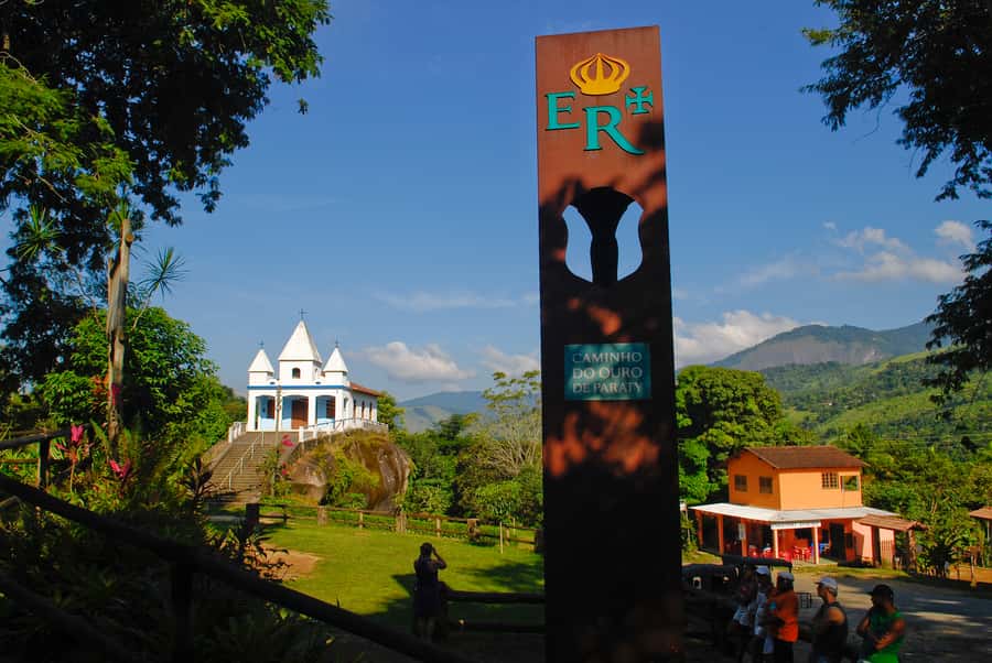 Paraty: Jungle Waterfalls and Cachaça Distillery Jeep Tour - How the cachaça distillery works
