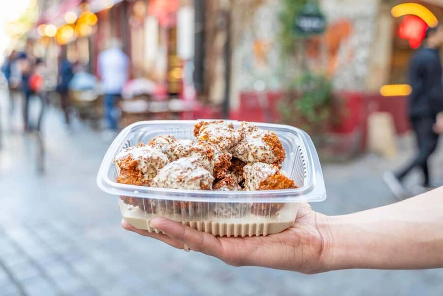 Paris: Champagne and Oysters Food Tour - A fresh crêpe to finish in Le Marais