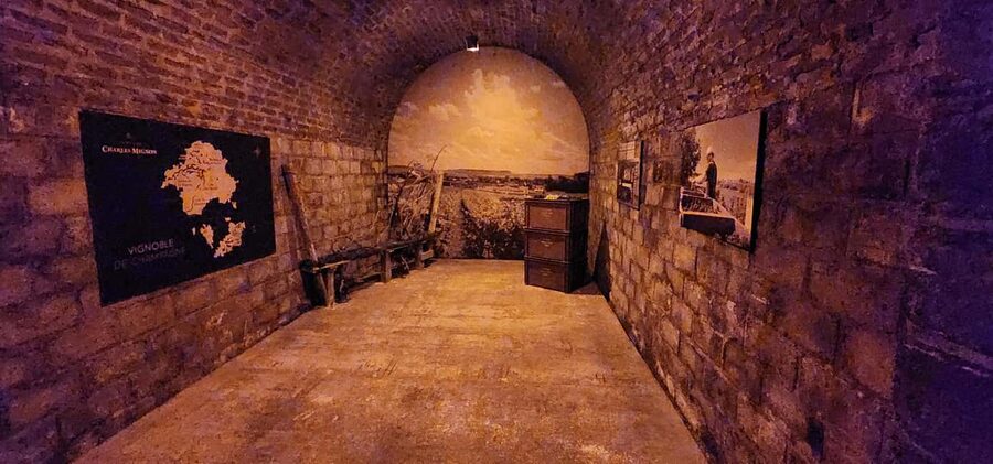 Paris: Champagne Cellars Tour and Tastings with a Sommelier - Reims Cathedral and the French royal story