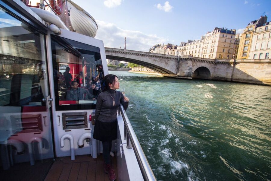 Paris: Champagne Tasting Cruise Departure from Eiffel Tower - Cold weather, deck space, and access
