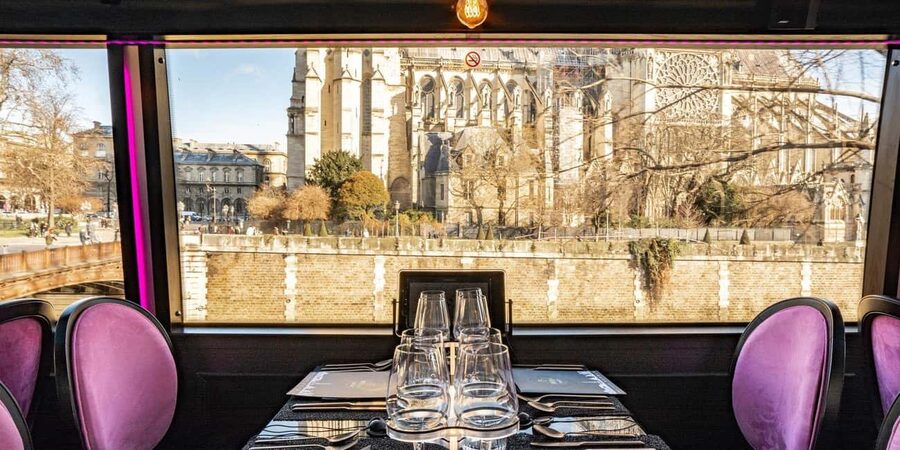 Paris: Champs Elysées Bus Toqué w/Lunch & Glass of Champagne - Booking details worth checking