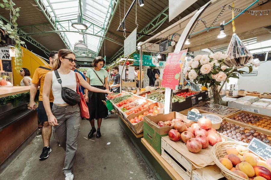 Paris: Food and Wine Tasting Walking Tour in Le Marais - Moroccan crepes at the covered market