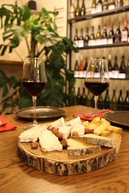 Paris: French Wine and Cheese Guided Tasting - Learning how French wine changes from place to place