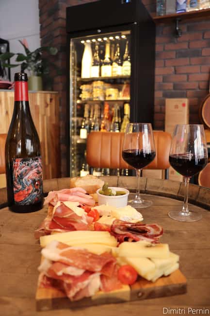 Paris: French wine tasting with cheeses and charcuterie - Four glasses, not a rushed flight