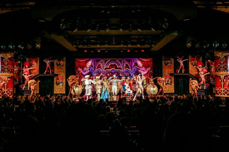 Paris: Moulin Rouge Cabaret Show Ticket with Champagne - Practical tips for a smoother visit