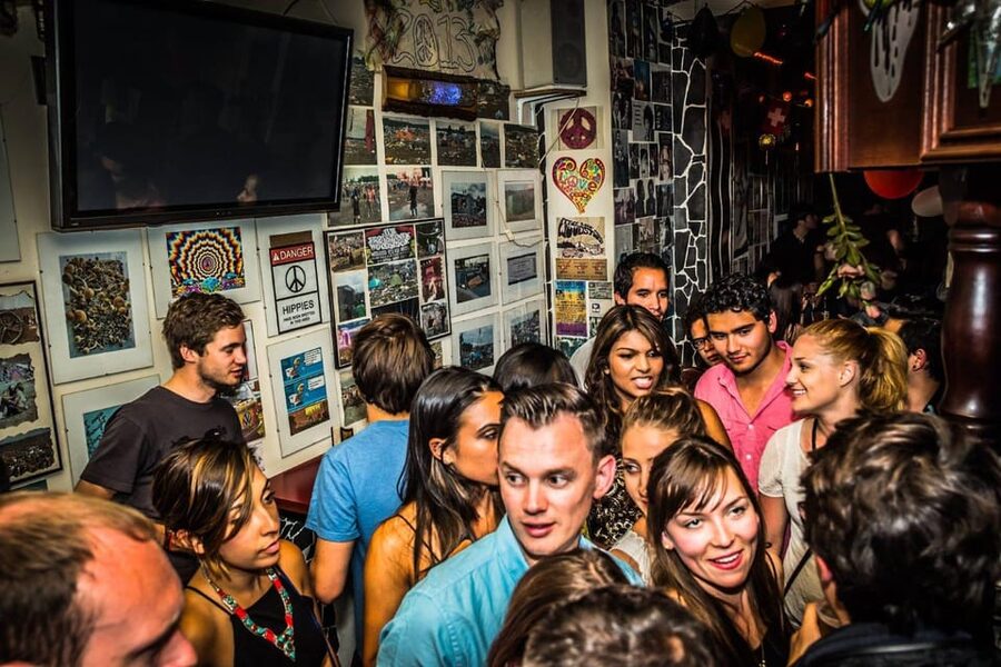 Paris: Pub Crawl with Shots and Nightclub Entry - Timing, cancellation, and simple planning tips