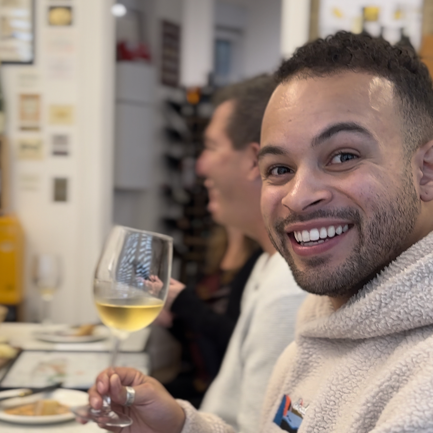 Paris: Wine Tasting Experience with 6 Wines and Cheese Board - What happens inside the Paris Wine Co boutique