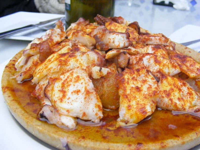 Personalised Traditional Madrid Night Tapas and Drinks Tour - The real value of the $67 price