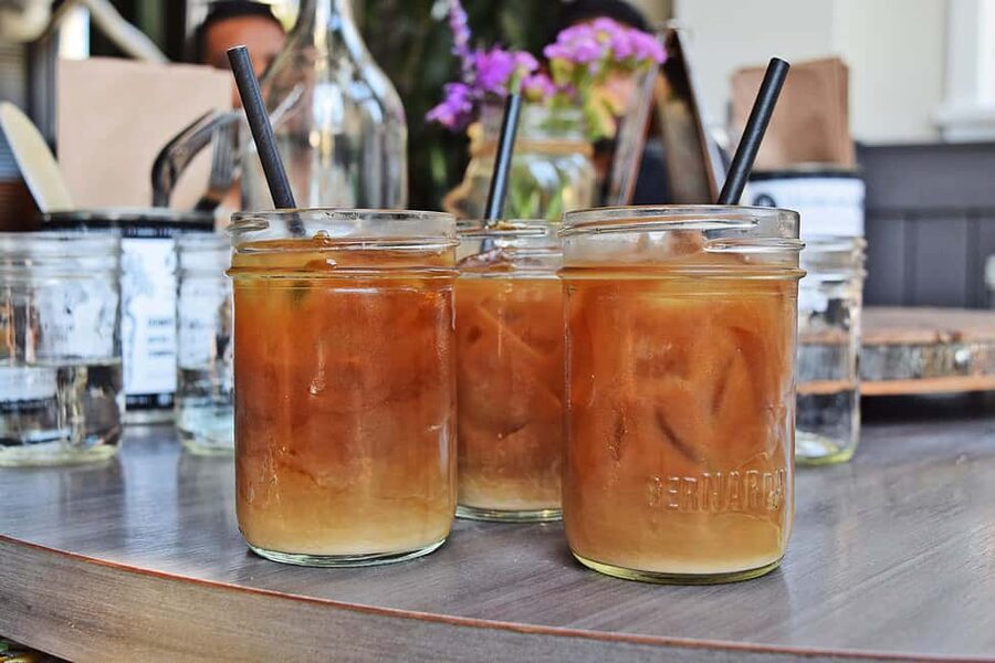 Pickle Pub Crawl: Ferry Rides and Appetizers - Why the ferry rides make this pub crawl different