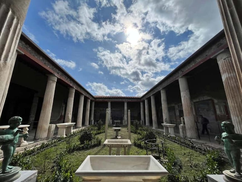 Pompeii: Archeological Tour & Wine Tasting at Mt. Vesuvius - Why this Pompeii and Vesuvius pairing works