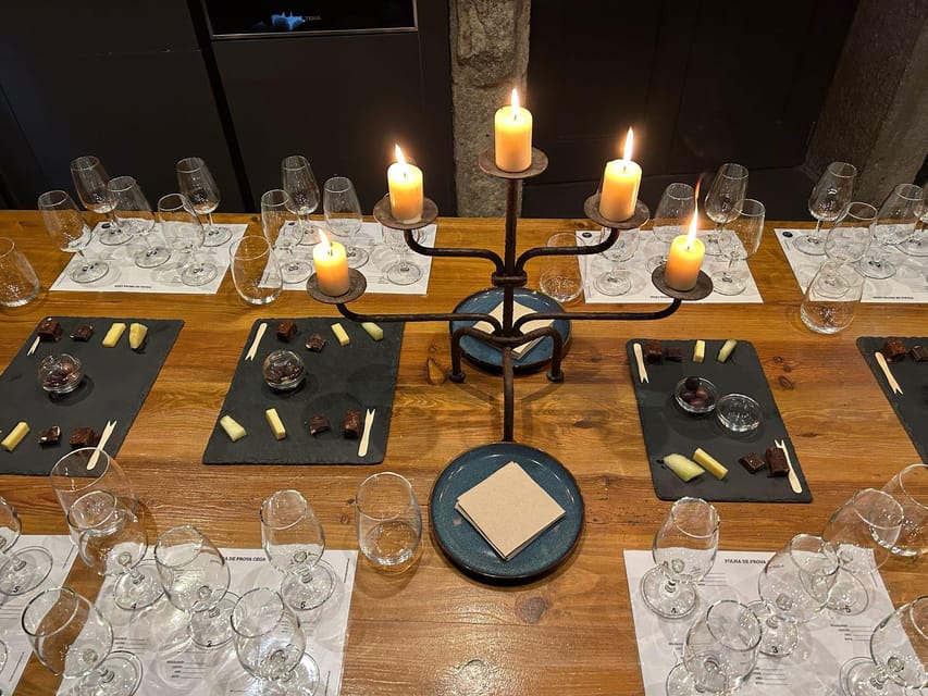 Port Wine class with 3 or 5 Port tasting and pairings - The host makes the difference