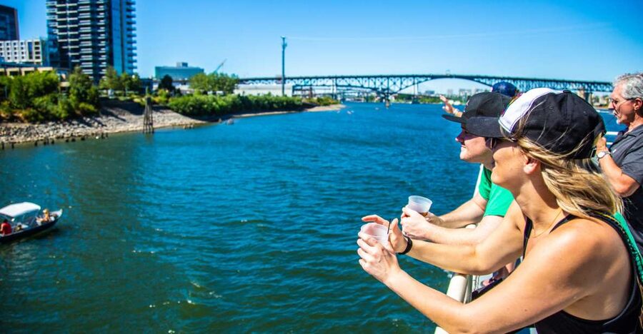 Portland: Happy Hour Sightseeing Cruise - Bridges, people, and Portland’s river story
