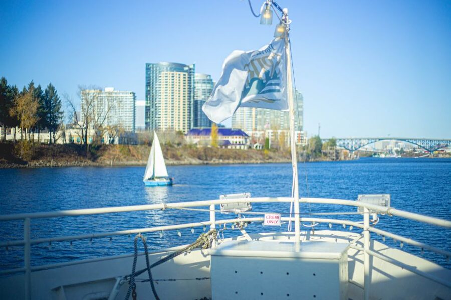 Portland: Happy Hour Sightseeing Cruise - The open-air deck versus indoor seating