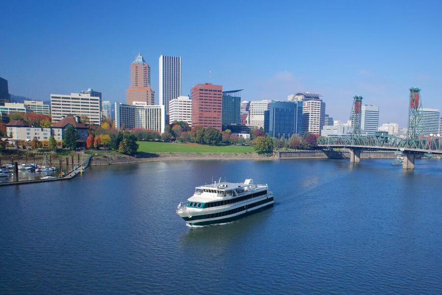 Portland: Happy Hour Sightseeing Cruise - Leaving Portland and heading south