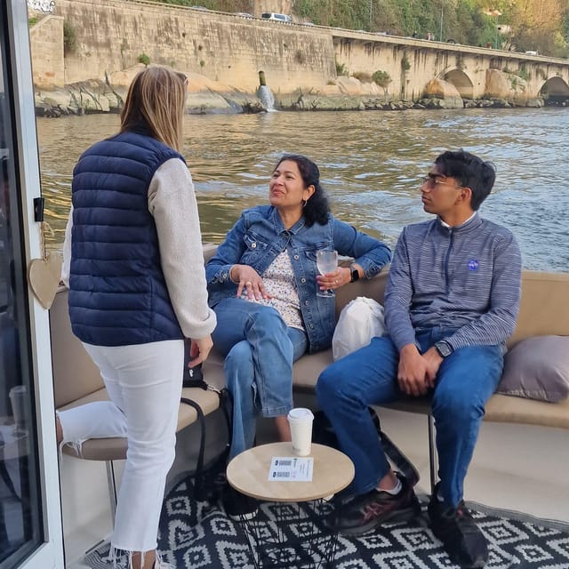 Porto: 6 Bridges Cruise & Port Wine with Sunset Option - Foz do Douro and the sunset option