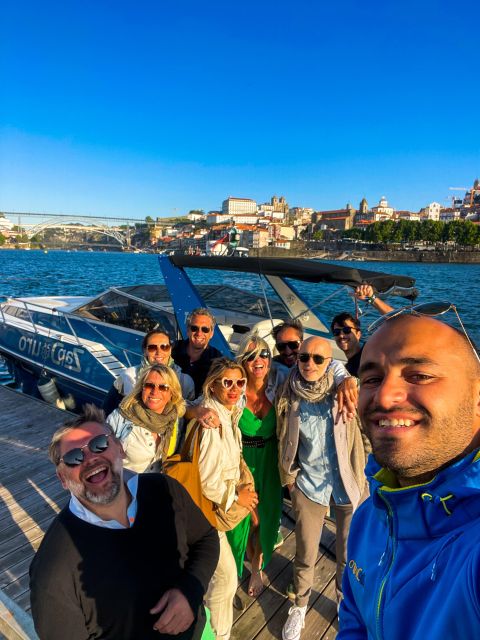 Porto: 6 Bridges Private Cruise with Local Wine and Snacks - The boats and the private format