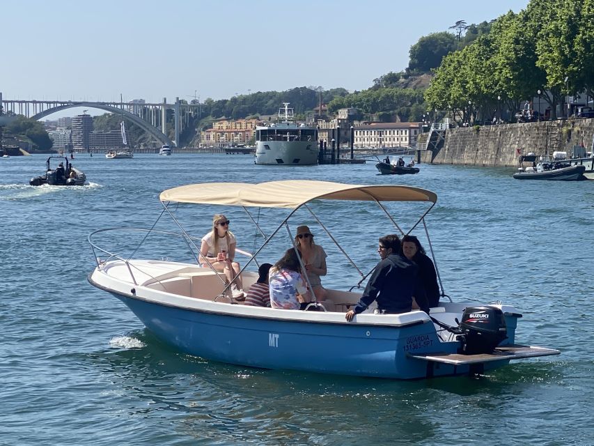 Porto: Douro River Boat Cruise with Port Wine Tasting - Arrábida Bridge and the run toward the Atlantic