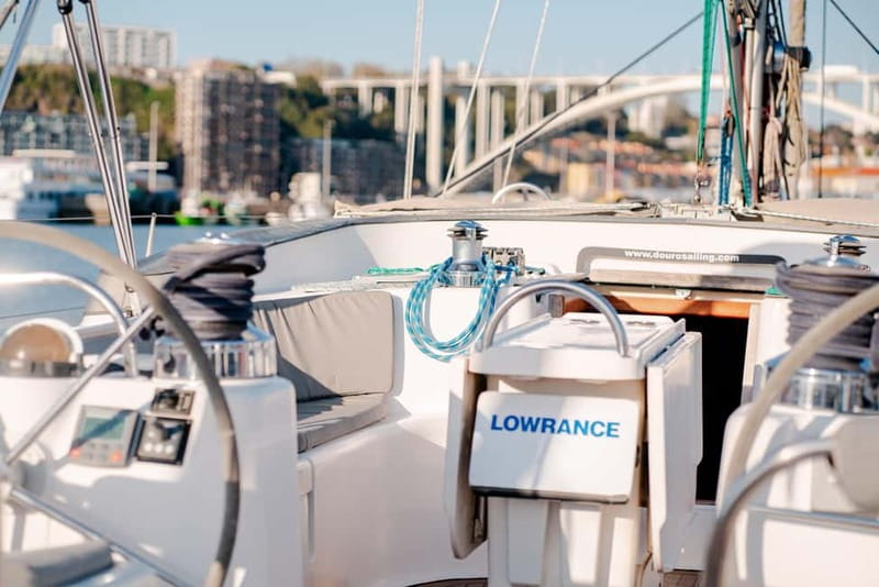 Porto: Douro River Boat Tour with Wine Tasting - Cais de Gaia and Porto’s wine connection
