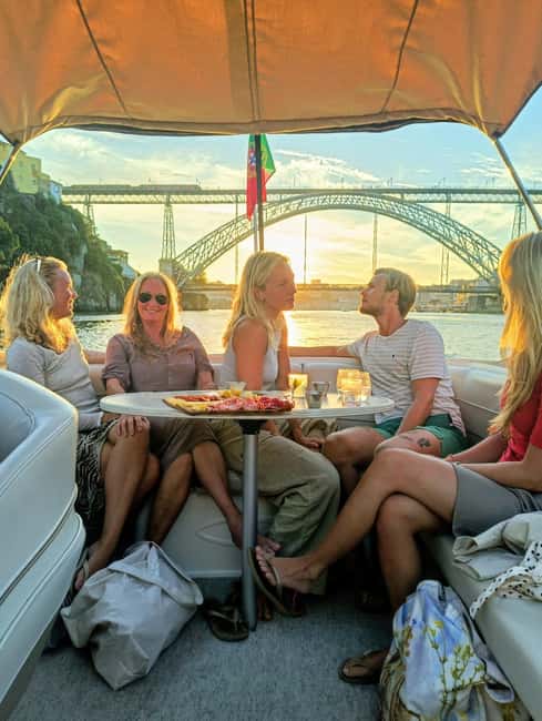 Porto: Douro River Cruise & Boat Tour with Port Wine Tasting - Passing under Porto’s six bridges